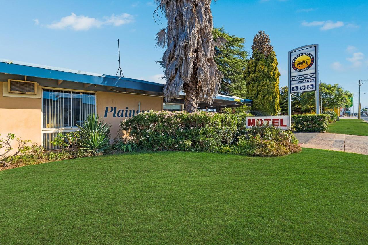 Plainsman Motel Forbes Exterior photo