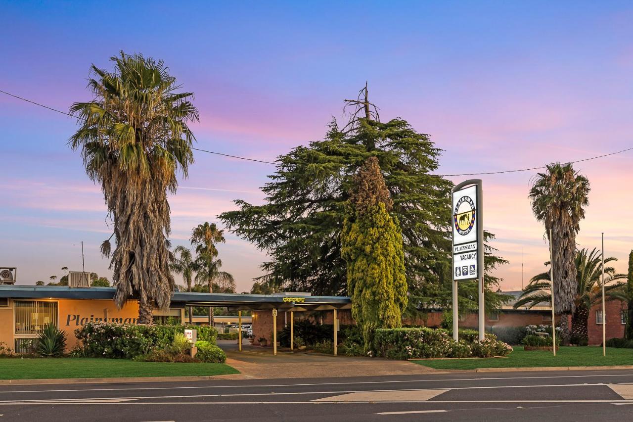 Plainsman Motel Forbes Exterior photo